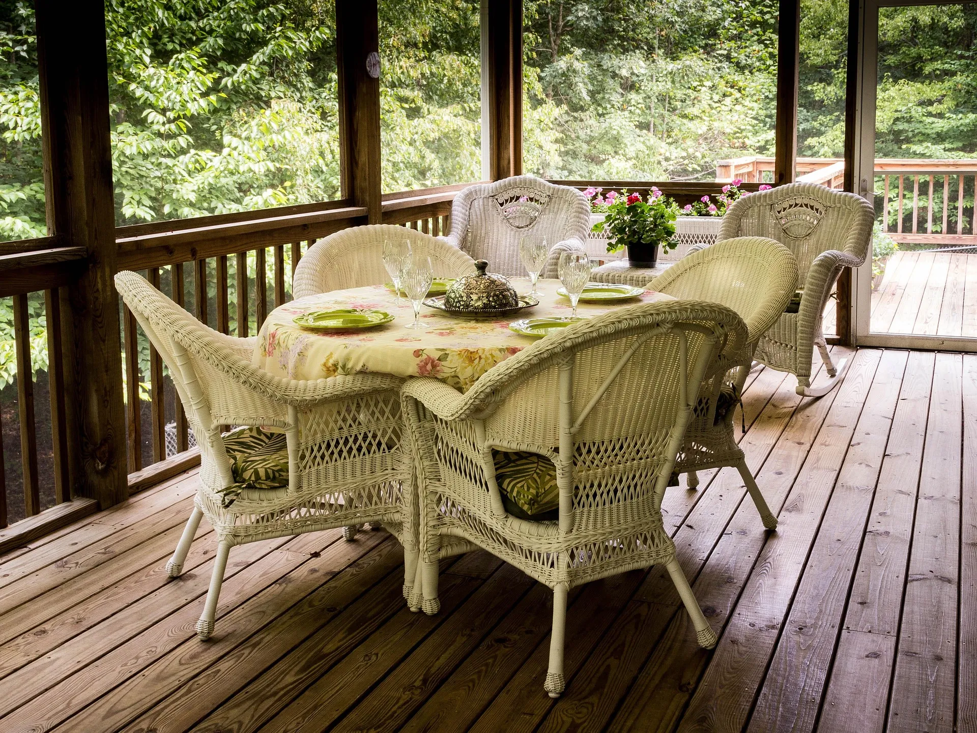 Composite deck builders Sussex WI installing low-maintenance decking near Pewaukee
