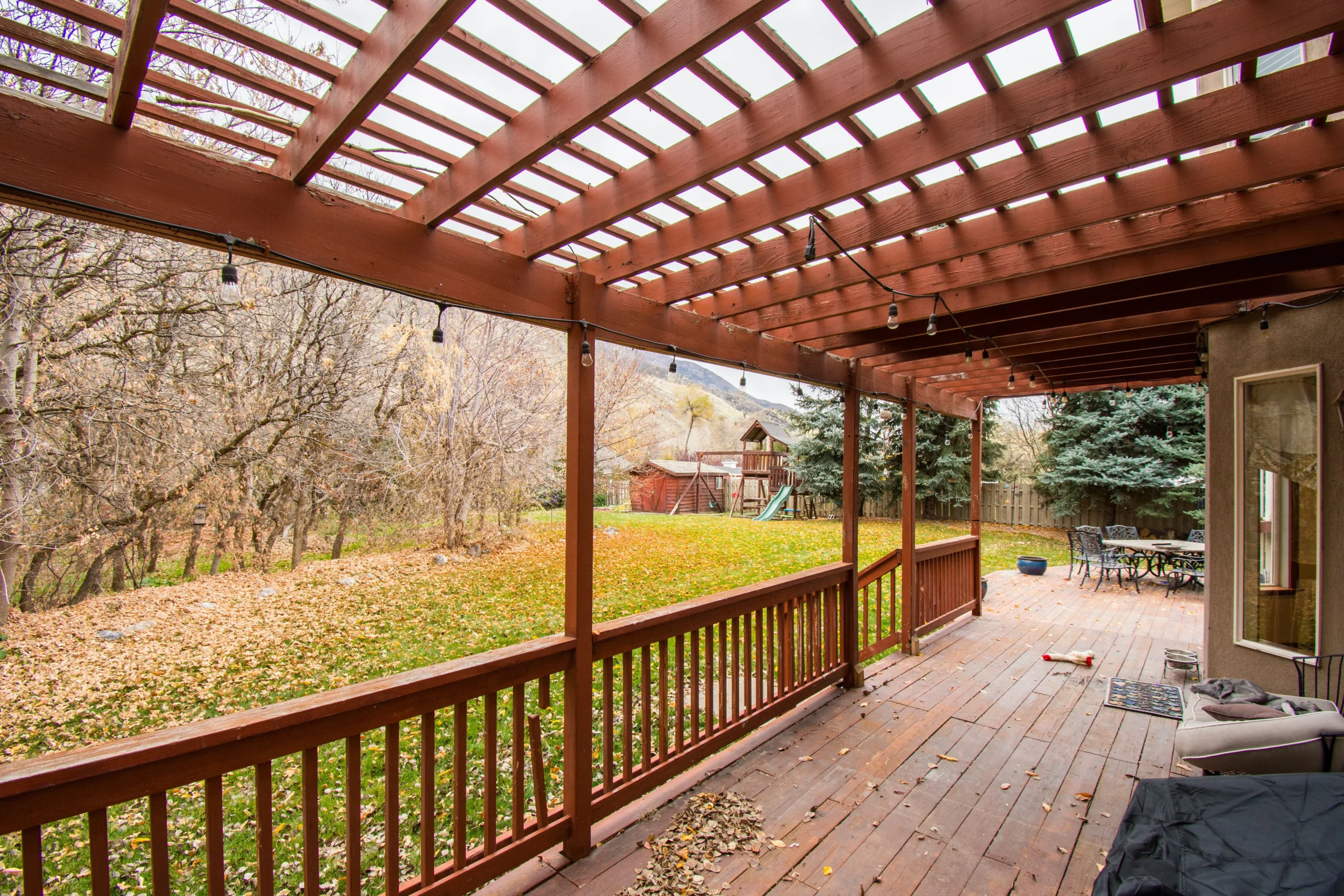 Local deck builders in Sussex WI constructing a custom outdoor living space near Hartland